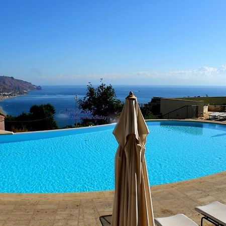 Bayview Apartment - Taormina Holidays מראה חיצוני תמונה